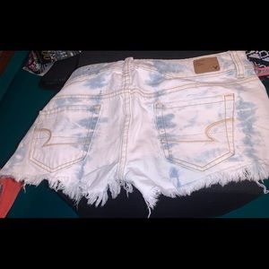 American Eagle shorts. Size 4. Good condition!